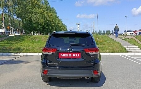 Toyota Highlander III, 2019 год, 4 210 500 рублей, 7 фотография
