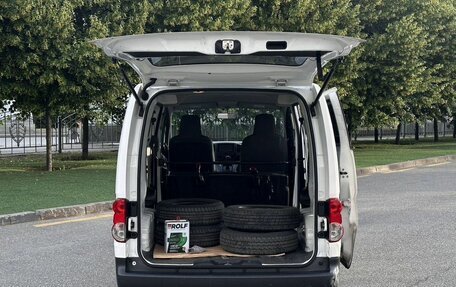 Nissan NV200, 2017 год, 1 700 000 рублей, 15 фотография