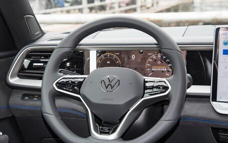 Volkswagen Teramont, 2025 год, 5 990 000 рублей, 22 фотография