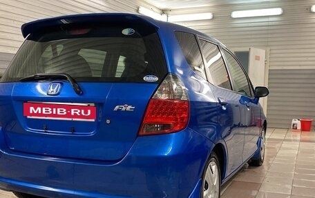 Honda Fit III, 2003 год, 525 000 рублей, 6 фотография