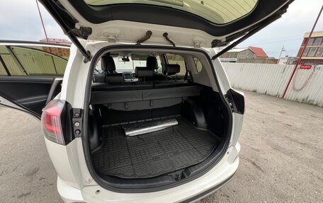Toyota RAV4, 2016 год, 2 590 000 рублей, 5 фотография