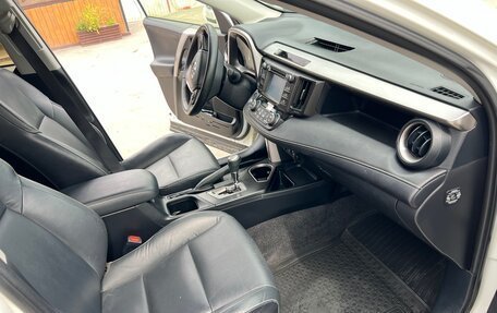 Toyota RAV4, 2016 год, 2 590 000 рублей, 8 фотография