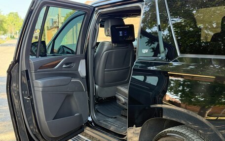 Cadillac Escalade V, 2023 год, 15 700 000 рублей, 5 фотография