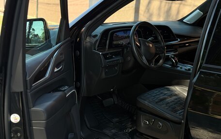 Cadillac Escalade V, 2023 год, 15 700 000 рублей, 9 фотография
