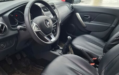 Renault Logan II, 2019 год, 990 000 рублей, 7 фотография