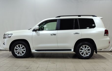 Toyota Land Cruiser 200, 2018 год, 6 500 000 рублей, 8 фотография