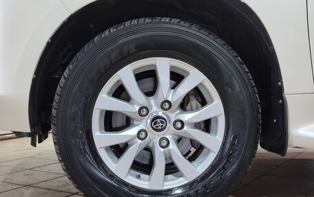 Toyota Land Cruiser 200, 2018 год, 6 500 000 рублей, 10 фотография