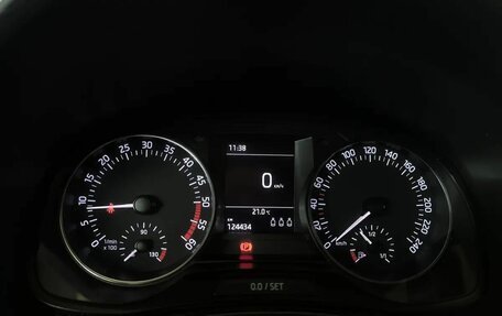 Skoda Fabia III, 2018 год, 1 100 000 рублей, 5 фотография
