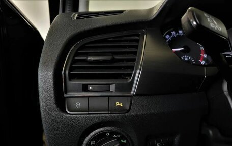 Skoda Fabia III, 2018 год, 1 100 000 рублей, 8 фотография