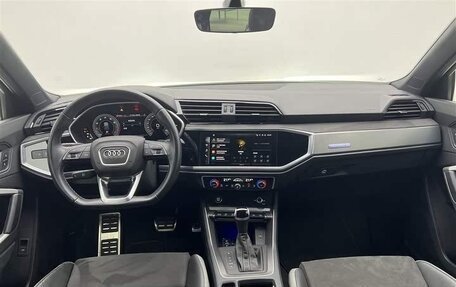 Audi Q3, 2022 год, 2 900 000 рублей, 8 фотография