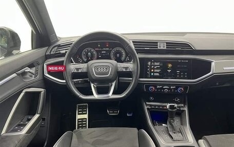 Audi Q3, 2022 год, 2 900 000 рублей, 9 фотография