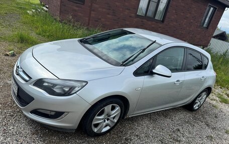 Opel Astra J, 2012 год, 750 000 рублей, 1 фотография