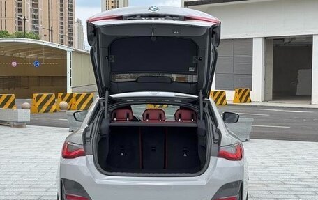 BMW 4 серия, 2022 год, 3 950 000 рублей, 10 фотография