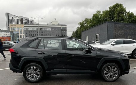 Toyota RAV4, 2024 год, 3 750 000 рублей, 5 фотография