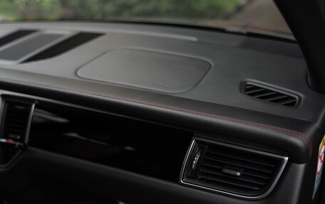 Porsche Macan I рестайлинг, 2015 год, 3 500 000 рублей, 22 фотография