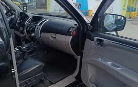 Mitsubishi Pajero Sport II рестайлинг, 2011 год, 1 200 000 рублей, 11 фотография