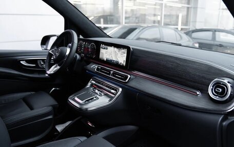 Mercedes-Benz V-Класс, 2024 год, 15 300 000 рублей, 14 фотография
