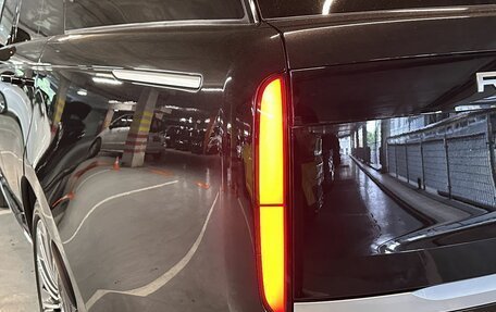 Land Rover Range Rover IV рестайлинг, 2022 год, 16 700 000 рублей, 10 фотография