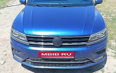 Volkswagen Tiguan II, 2018 год, 2 500 000 рублей, 2 фотография