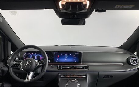 Mercedes-Benz V-Класс, 2024 год, 17 500 000 рублей, 38 фотография