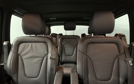 Mercedes-Benz V-Класс, 2024 год, 17 500 000 рублей, 37 фотография