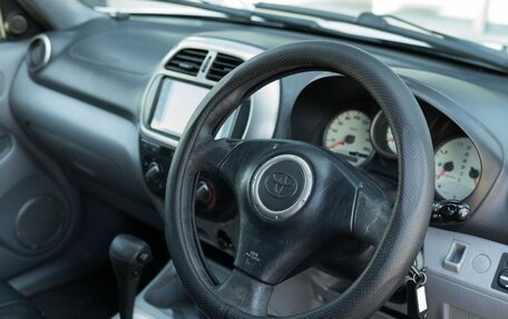 Toyota RAV4, 2003 год, 700 000 рублей, 11 фотография