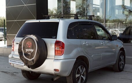 Toyota RAV4, 2003 год, 700 000 рублей, 5 фотография