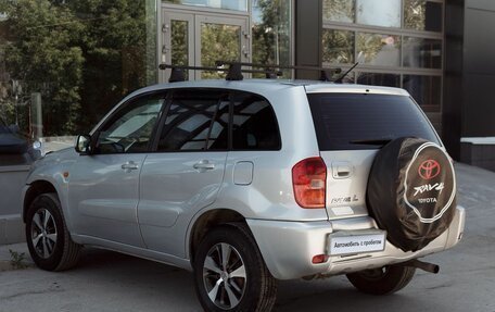Toyota RAV4, 2003 год, 700 000 рублей, 7 фотография