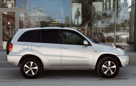 Toyota RAV4, 2003 год, 700 000 рублей, 4 фотография