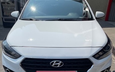 Hyundai Solaris II рестайлинг, 2018 год, 1 550 000 рублей, 1 фотография