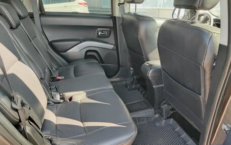 Peugeot 4007, 2011 год, 988 000 рублей, 16 фотография
