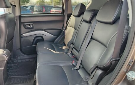 Peugeot 4007, 2011 год, 988 000 рублей, 17 фотография