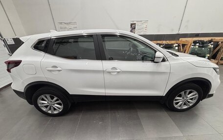 Nissan Qashqai, 2022 год, 2 100 000 рублей, 8 фотография