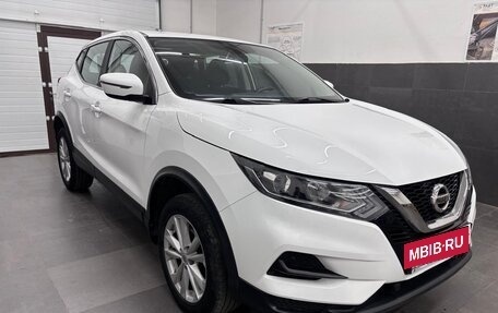 Nissan Qashqai, 2022 год, 2 100 000 рублей, 3 фотография
