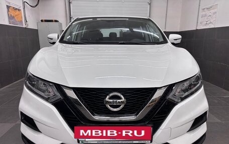 Nissan Qashqai, 2022 год, 2 100 000 рублей, 2 фотография