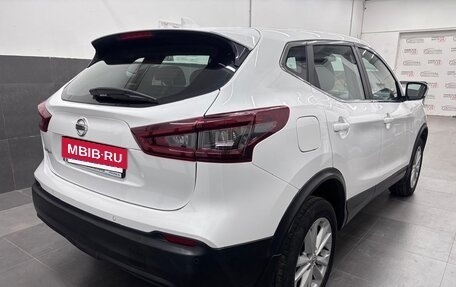Nissan Qashqai, 2022 год, 2 100 000 рублей, 5 фотография