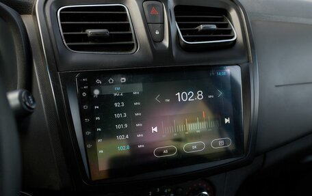 Renault Logan II, 2020 год, 693 000 рублей, 7 фотография