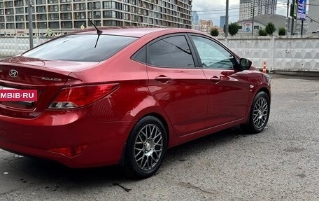 Hyundai Solaris II рестайлинг, 2015 год, 995 000 рублей, 5 фотография