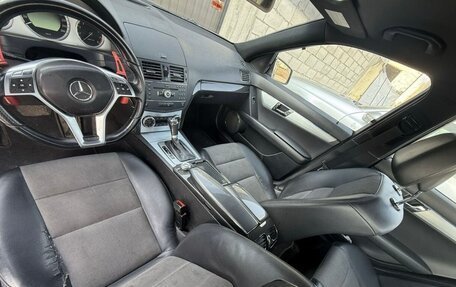 Mercedes-Benz C-Класс, 2009 год, 900 000 рублей, 11 фотография