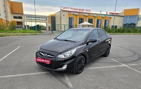 Hyundai Solaris II рестайлинг, 2013 год, 780 000 рублей, 3 фотография