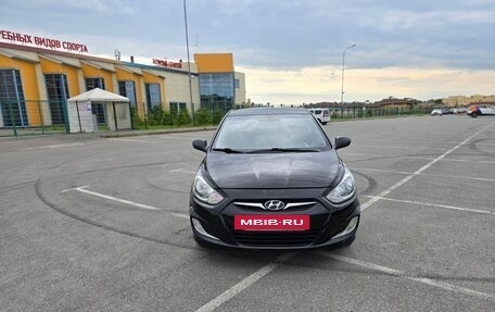 Hyundai Solaris II рестайлинг, 2013 год, 780 000 рублей, 2 фотография