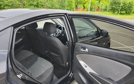 Hyundai Solaris II рестайлинг, 2013 год, 780 000 рублей, 17 фотография