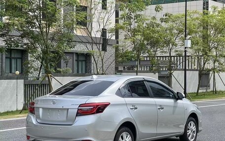 Toyota Vios III, 2022 год, 1 030 000 рублей, 6 фотография