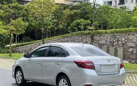 Toyota Vios III, 2022 год, 1 030 000 рублей, 8 фотография