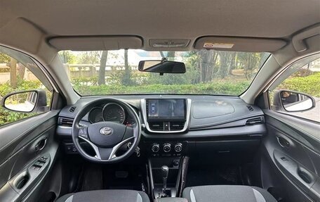 Toyota Vios III, 2022 год, 1 057 000 рублей, 8 фотография