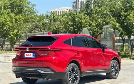 Toyota Venza, 2022 год, 3 250 000 рублей, 6 фотография
