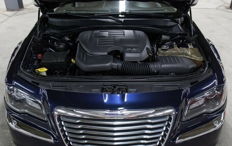 Chrysler 300C II, 2012 год, 1 298 000 рублей, 9 фотография