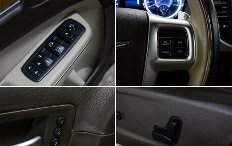 Chrysler 300C II, 2012 год, 1 298 000 рублей, 19 фотография