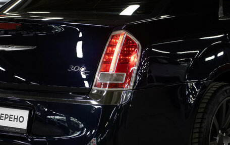 Chrysler 300C II, 2012 год, 1 298 000 рублей, 23 фотография