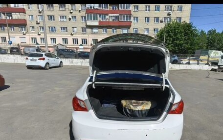 Hyundai Sonata VI, 2011 год, 630 000 рублей, 4 фотография